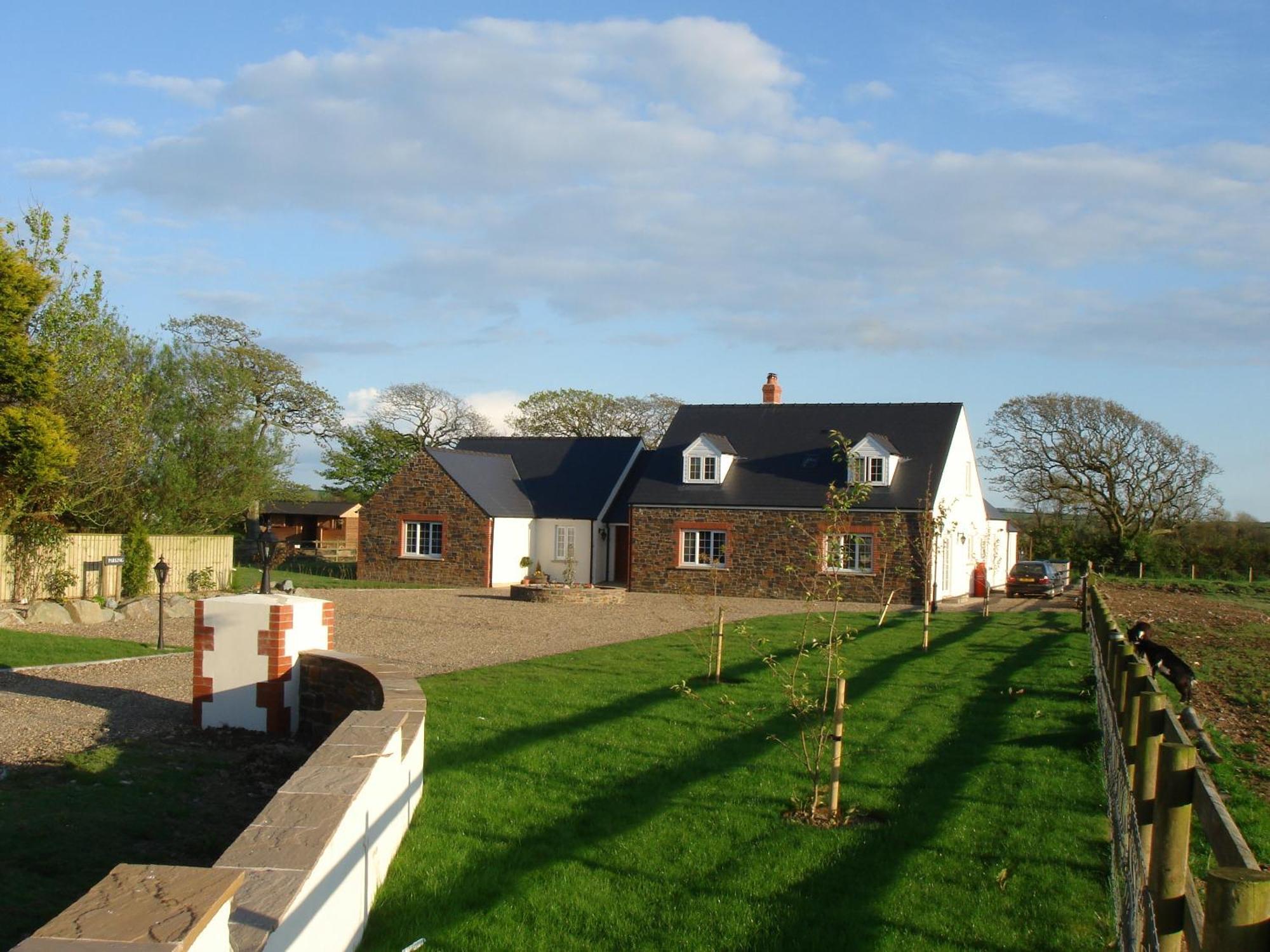 The Paddock Bed and Breakfast Haverfordwest Exterior foto