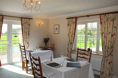 The Paddock Bed and Breakfast Haverfordwest Exterior foto